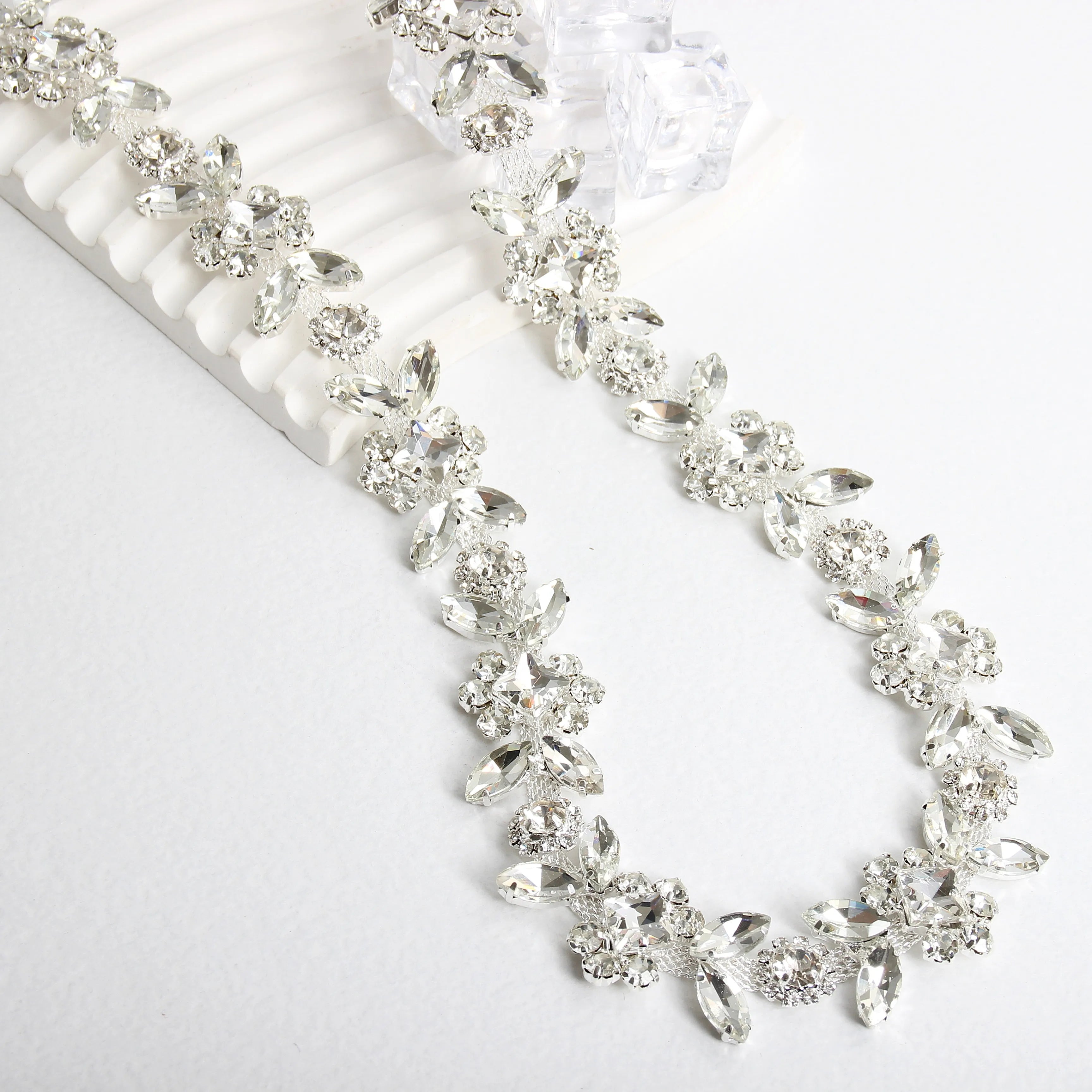 Dual-Shape Crystal-Embedded Glass Chain Trim - Precision Cut for Couture Detailing