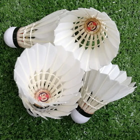Lingmei Brand Model 90 Badminton Shuttlecock in Goose Feather