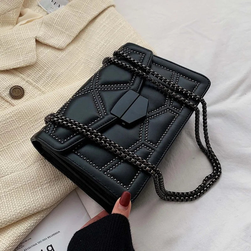 2025 Hot Design Fashion Latest Lady Rivets Bags Girls Popular Chain Shoulder Purses Small Jelly Woman Small Handbags for Ladies