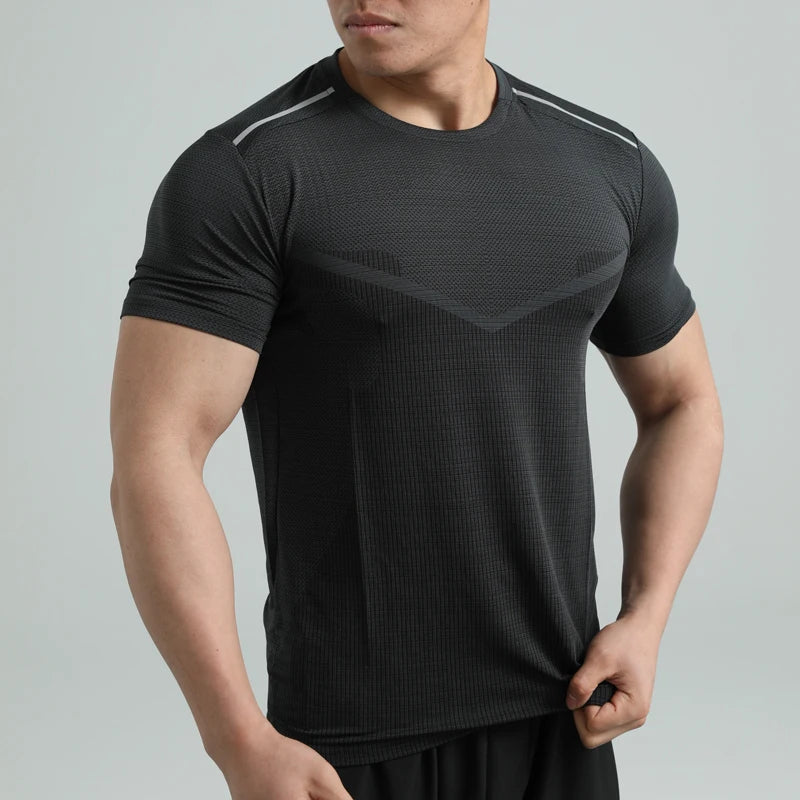 Men Fitness Clothing 88% Polyester 12% Elastane Gym Wear Shirts Men Running Top