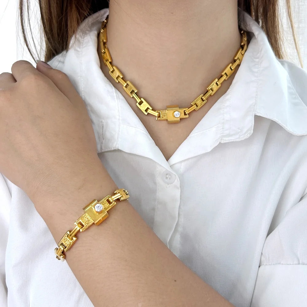 Unique Lock Design Chain Jewelry Set 316l Stainless Steel PVD Gold Plated Unisex Wrist Gift Tarnish Free