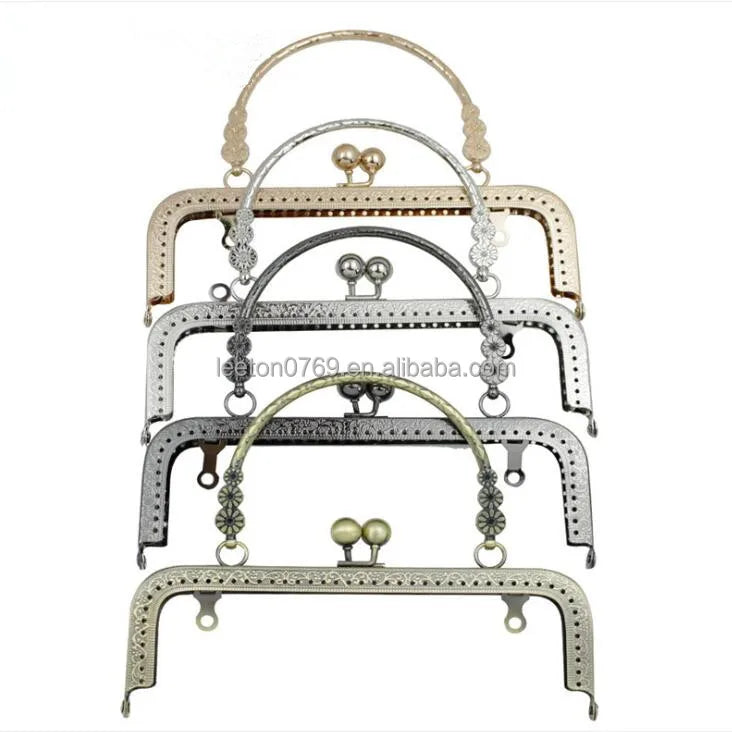 Stock Supply 18cm Metal Sewing 13mm Ball Clasp Bag Frame with Flower Handle