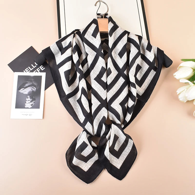 QL Summer New High Quality Fashion Letter Printed Warmth 90 * 90cm Cotton and Hemp Men's Neck Scarf Women Square Scarf