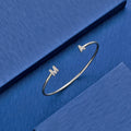 Qiuhan OEM Mom's Day Initial Personalized Bangles Gifts Cuff Men Bracelets Letter Bangle