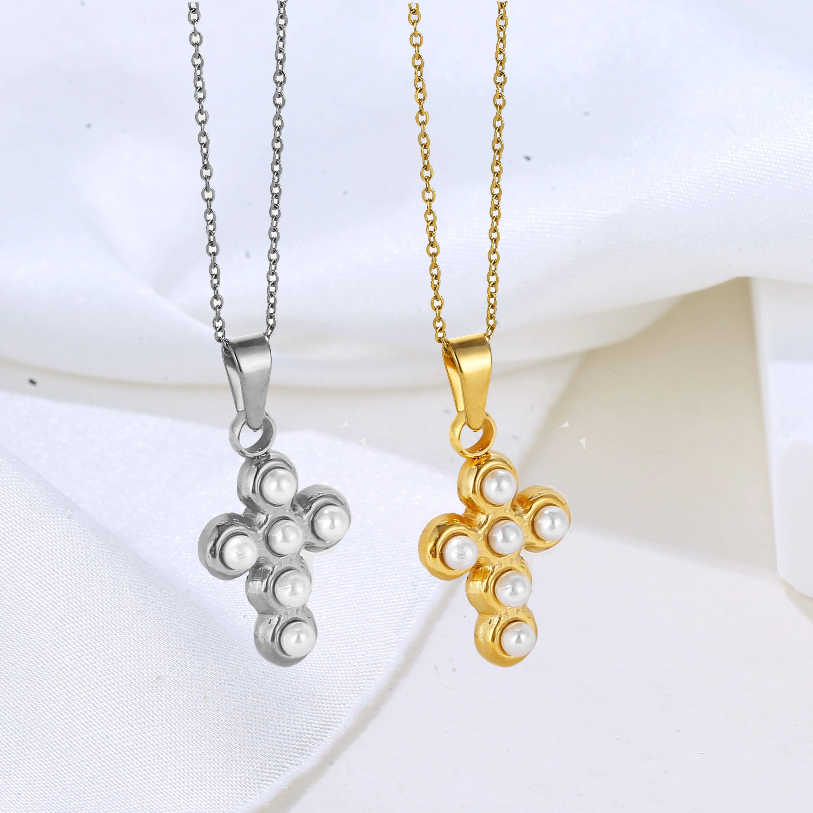 Wholesale Fashion Collavicular Chain Custom 24k Gold Jewelry French Imitation Pearl Cross Pendant Necklace for Women Girls