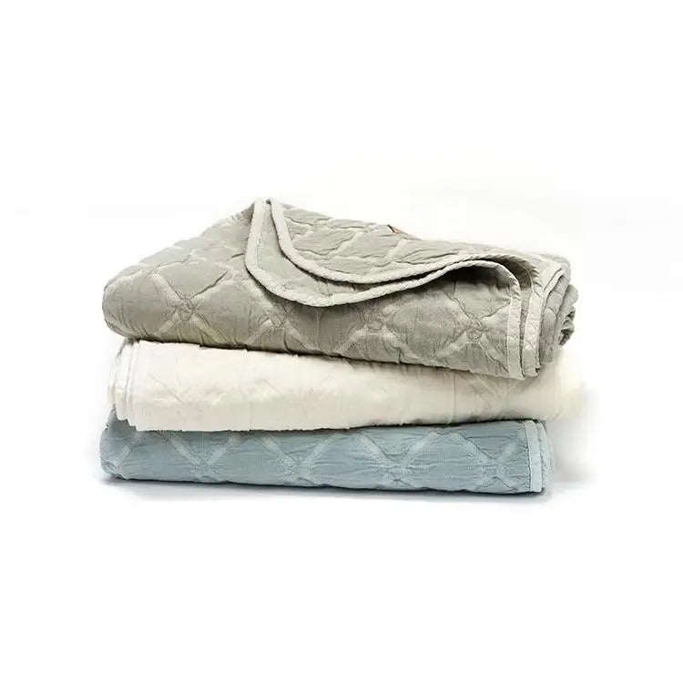100% Cotton Eco-Friendly Skin-Friendly Blanket for Children Bedding Sofa & Decorative Use Premium Quality Throws All-Season