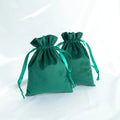 Velvet Pouches 8 X 10 cm Green Velvet Dust Bag Gift Bags Drawstring Pouch for Jewelry Cosmetic Storage