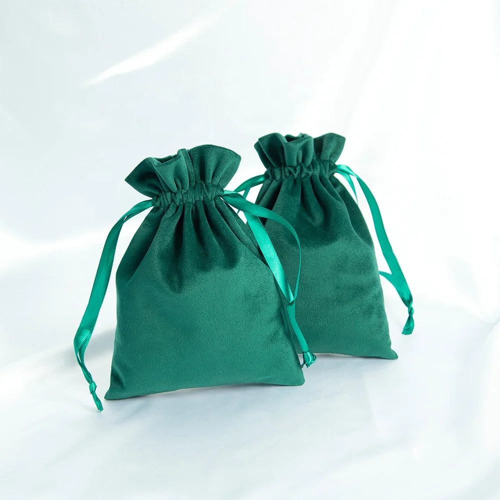 Velvet Pouches 8 X 10 cm Green Velvet Dust Bag Gift Bags Drawstring Pouch for Jewelry Cosmetic Storage