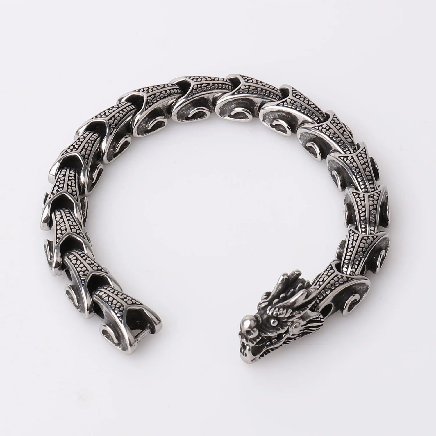 De Luxe Homme Retro Personality Men Animal Titanium Bracelet Stainless Steel Dragon Bracelets Bangles
