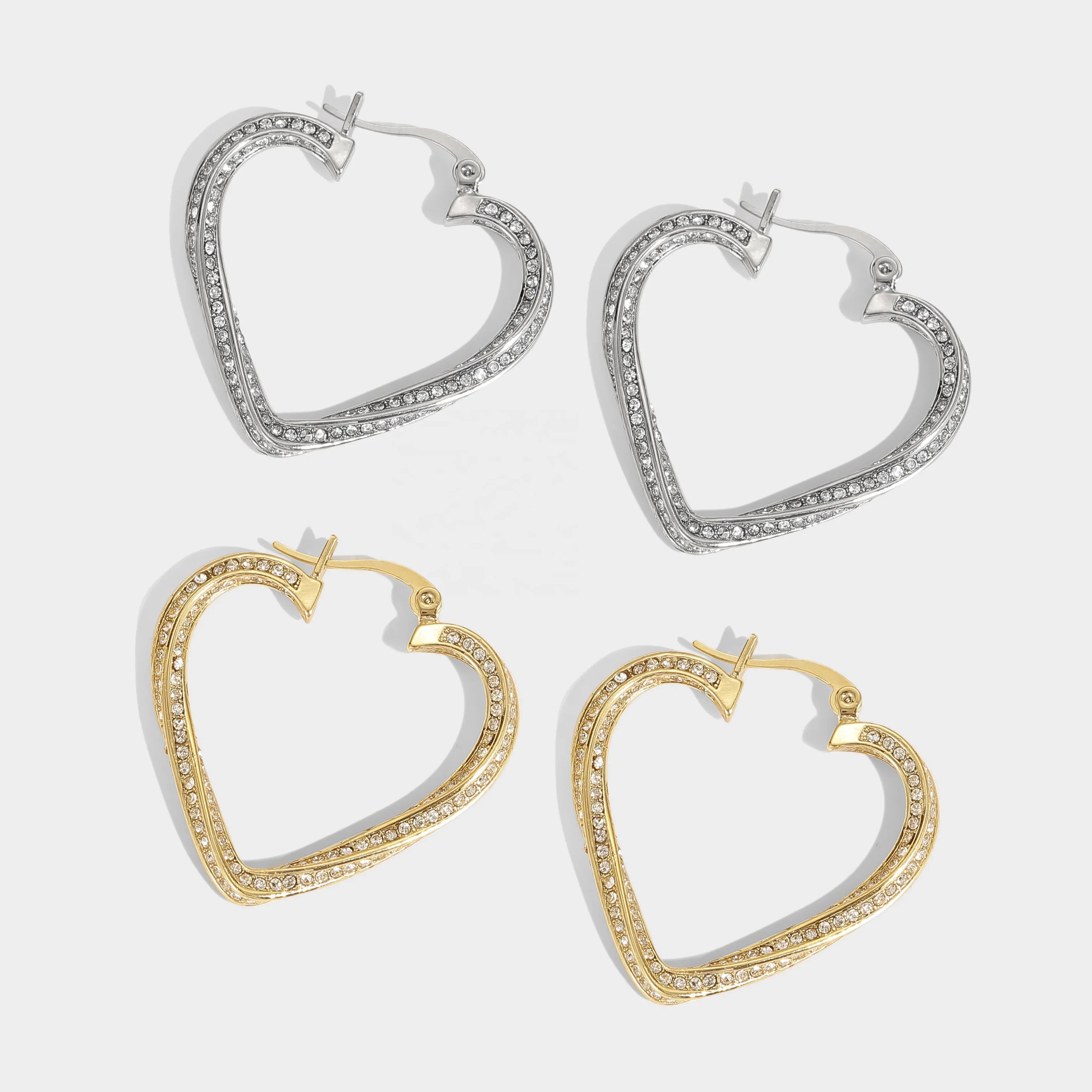 Simple and Versatile Brass and Gold-plated Diamond-set Geometric Line Three-dimensional Peach Heart Earrings
