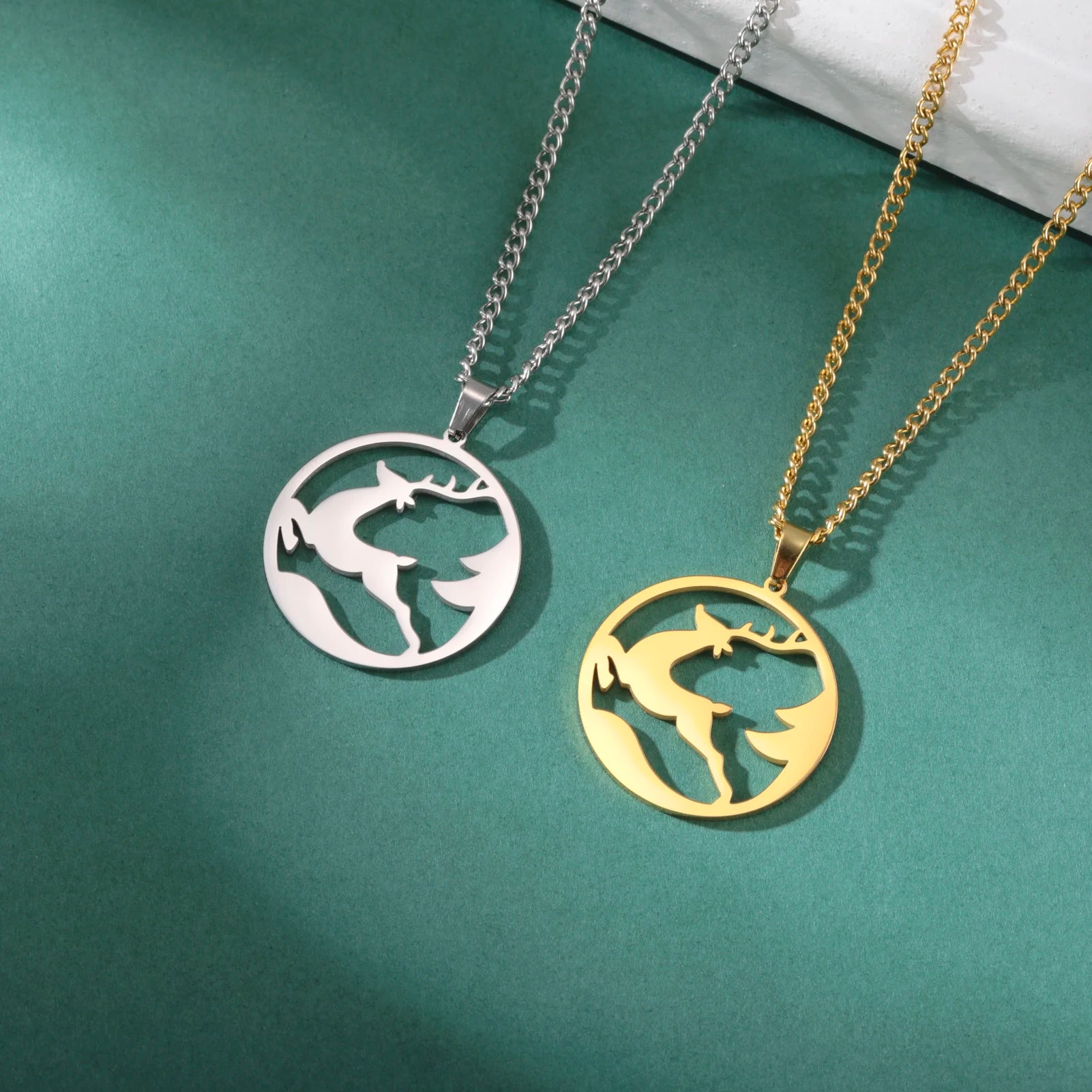 Myshape Round Hollow Cute Deer Pendant Necklace Stainless Steel Animal Chain Fashion Cute Women's Jewelry Gift