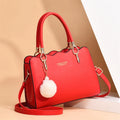 Wholesale Retro Vintage Cheap Classical New Fashion White Luxury Female Handbags Suppliers