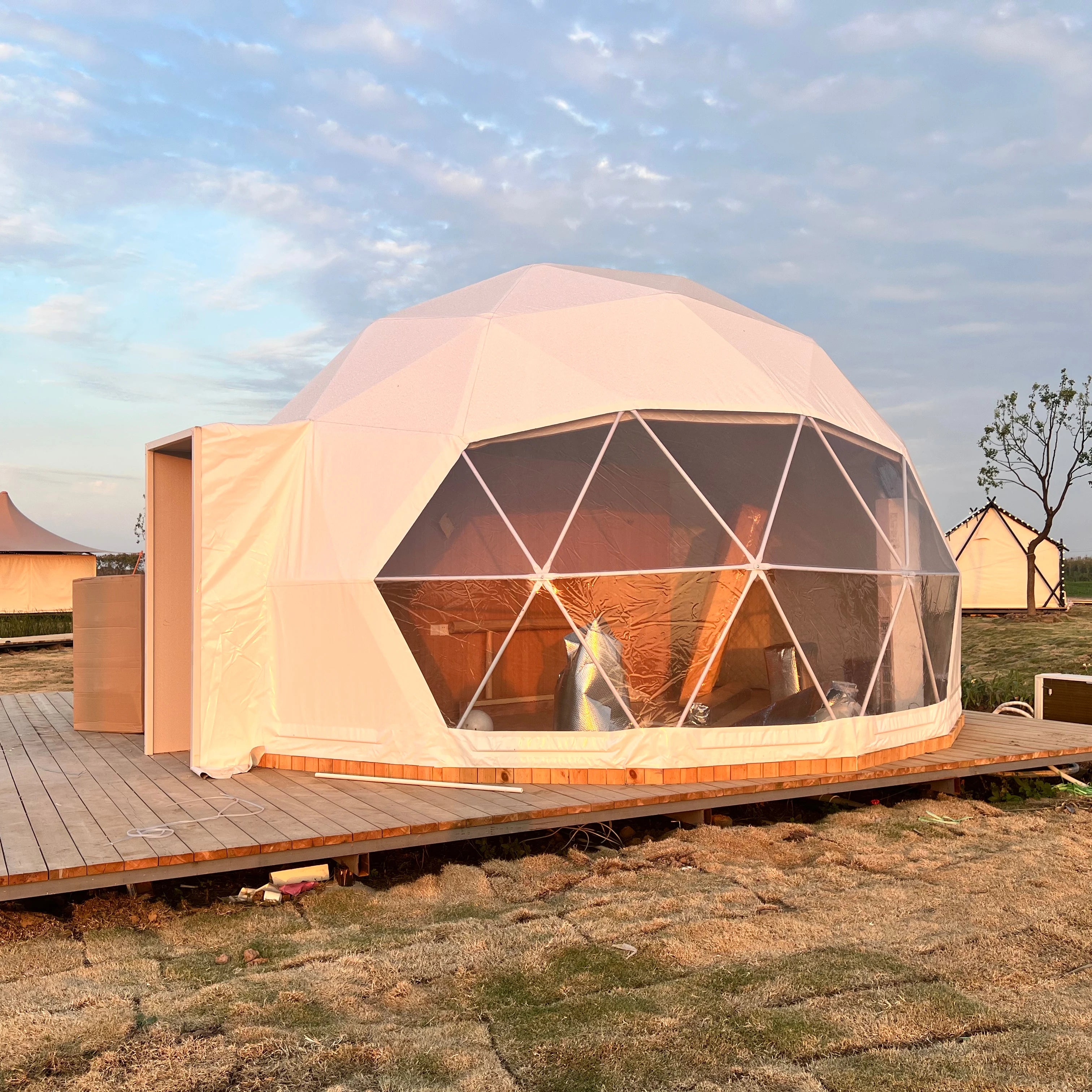 26ft Ball Glamping Geodesic Dome Tent for Luxury Camping Resort Hotel Prefab Igloo House