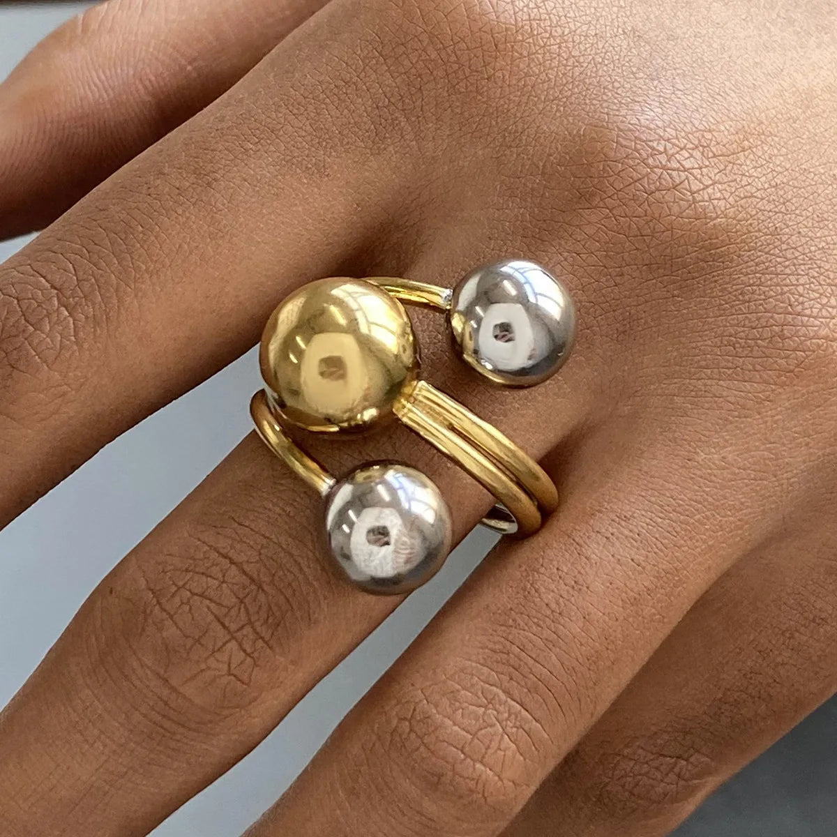 New Minimalist 18K Gold Stainless Steel Ring Two Tone Mixed Color Three Layer Line Steel Ball Open Rings