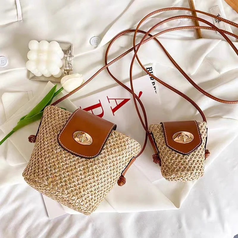2026 Straw Woven Bucket Bag Open Closure Women's Woven Crossbody Shoulder Bag for Beach Vacation