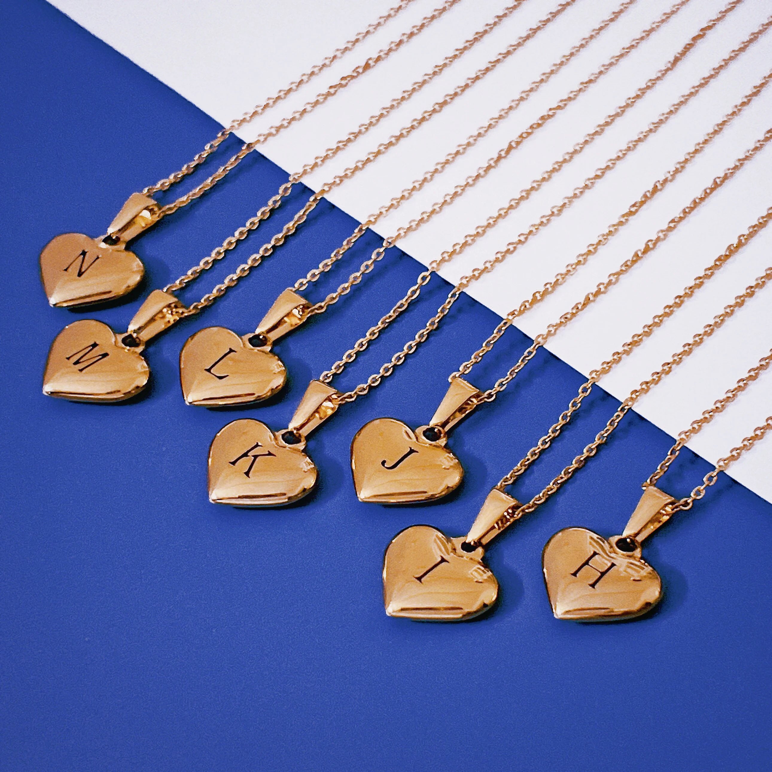 Custom Gold Tarnish Free Letter Necklace Luxury Stainless Steel Jewelry Initial 26 Letter Alphabet Heart Pendants Necklace