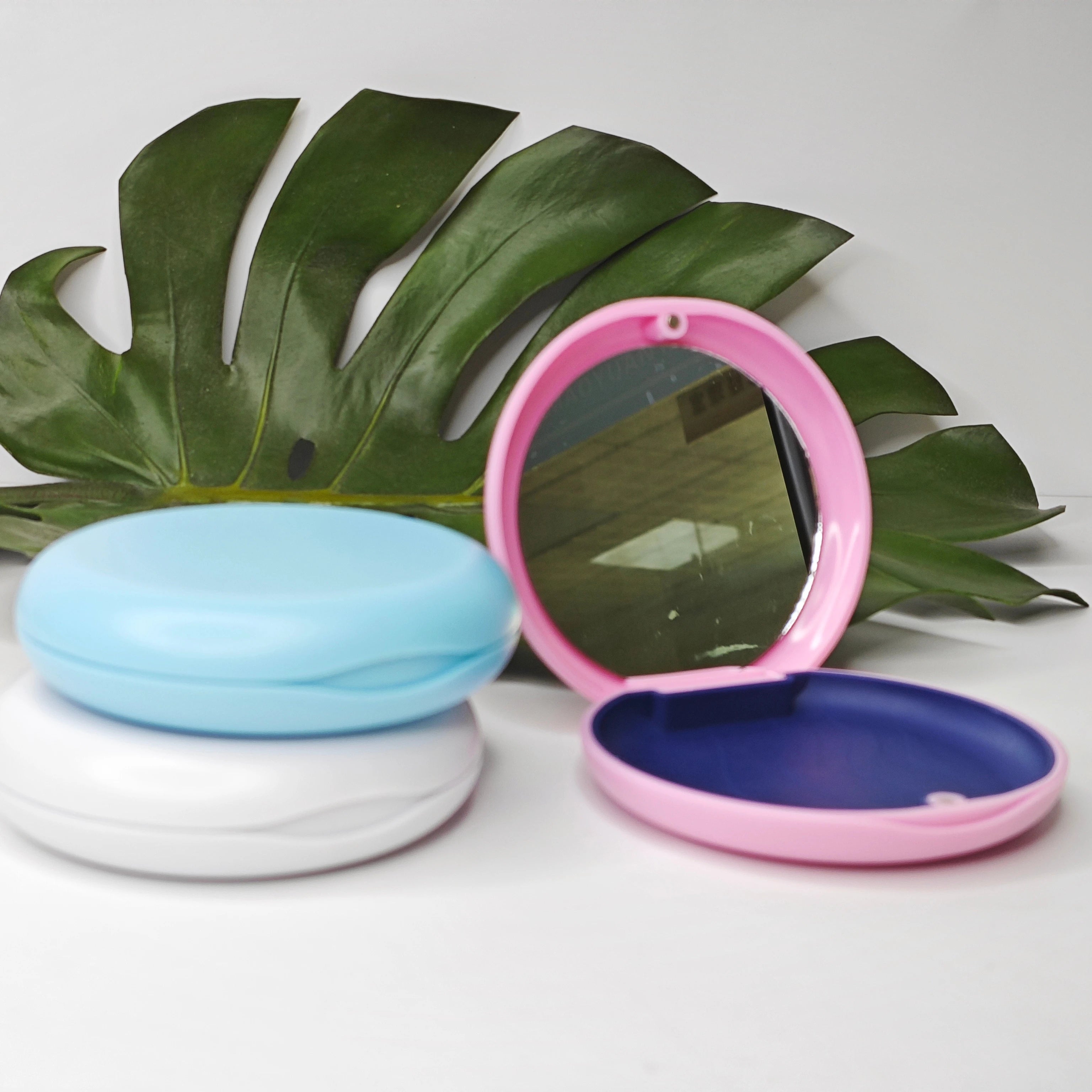 Orthodontic Aligner Case with Mirror Silicone Cushion Multi-Purpose Oral Hygiene Dental Aligner Case for Office and Home Use