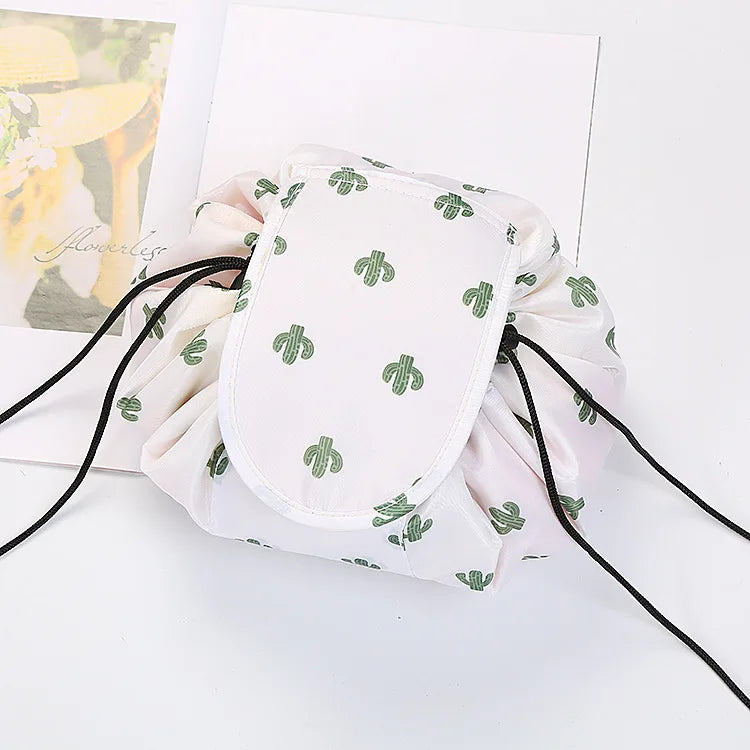 Large Capacity Stylish Portable Cosmetic Organizer-Personalized Lazy Design Makeup Bag Zipper Must-have Travel Essentials for