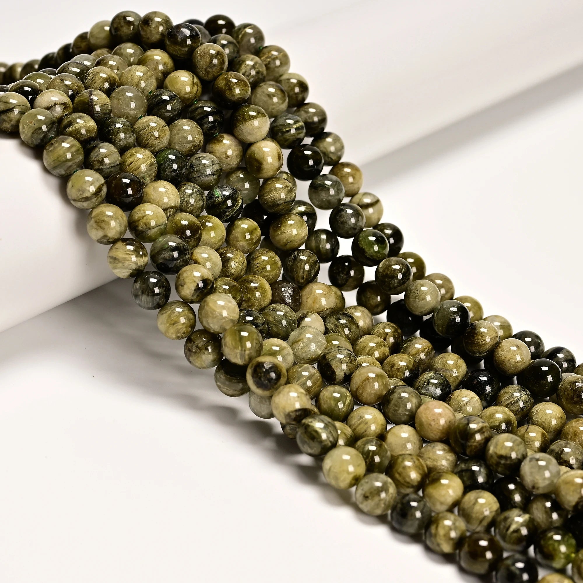 YMJ Natural Green Tourmaline Verdelite Brilliant Cut 6mm 8mm 10mm Polished Smooth Gemstone Beads Jewelry Beaded GIC Certified