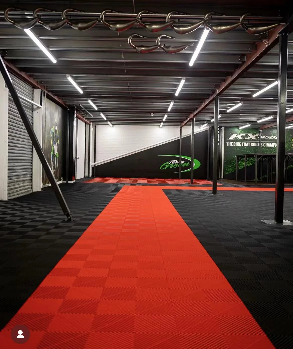 Modern Anti-Slip Interlocking PP Garage Floor Tiles Indoor Click Vinyl Gym Rubber Flooring Mats for Events Gym for Outdoor Use
