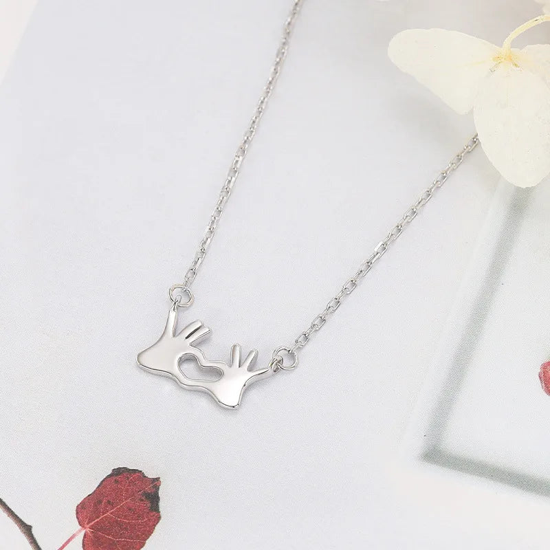 Love Heart Jewelry Women's Temperament Necklace Personalized Couple Necklace