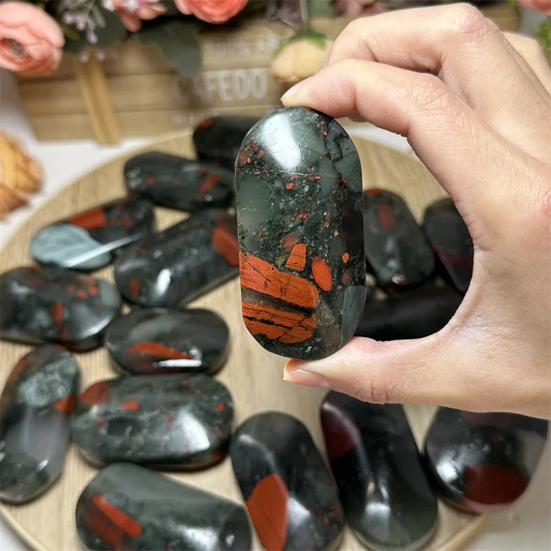 Natural Crystals Gems Healing Worry Stone Polished Dragon Blood Stone Palm for Sale