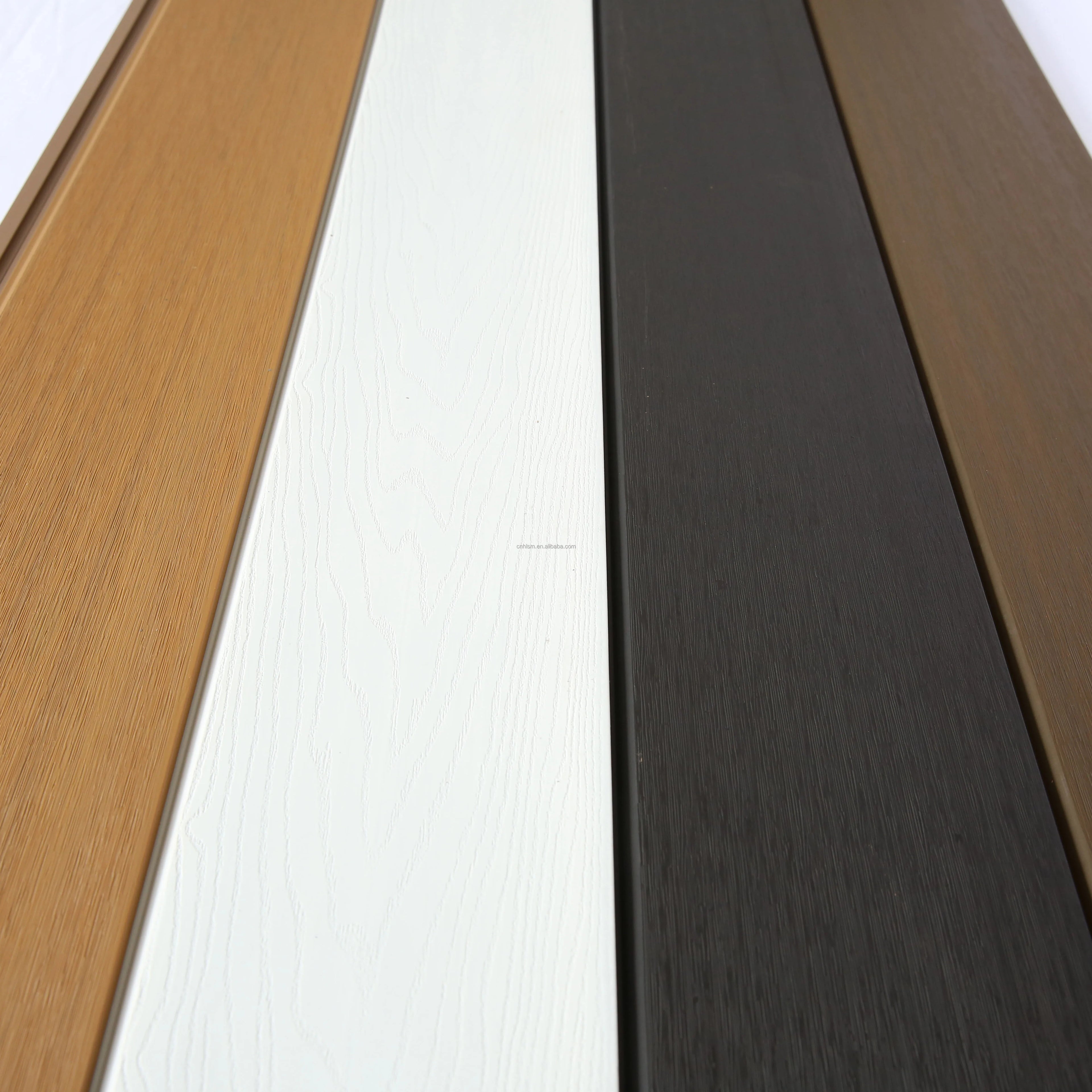 Easy-install Smooth DUAL LOCK Modern Click Exterior Composite Waterproof Wall Cladding with 5-Year Warranty for Outdoor Use