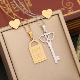 Hot Sale Splice 10 Models Love Stainless Steel Fashion Saw Puzzle Clavicle Chain Necklace for Valentine's Day Gift