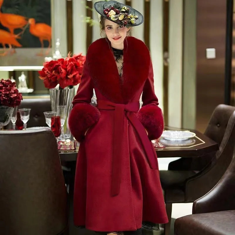 2023 Winter Women's Plaid Overcoat in Plus Size Long Coats with Faux Wool and Fur Collar/Cuff Shearing Fur Coat with Belt