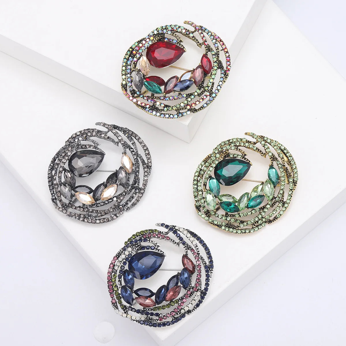LUOXIN Shiny Luxury Diamante Brooch Wedding Dress Accessories Crystal Rhinestone Brooch Pin