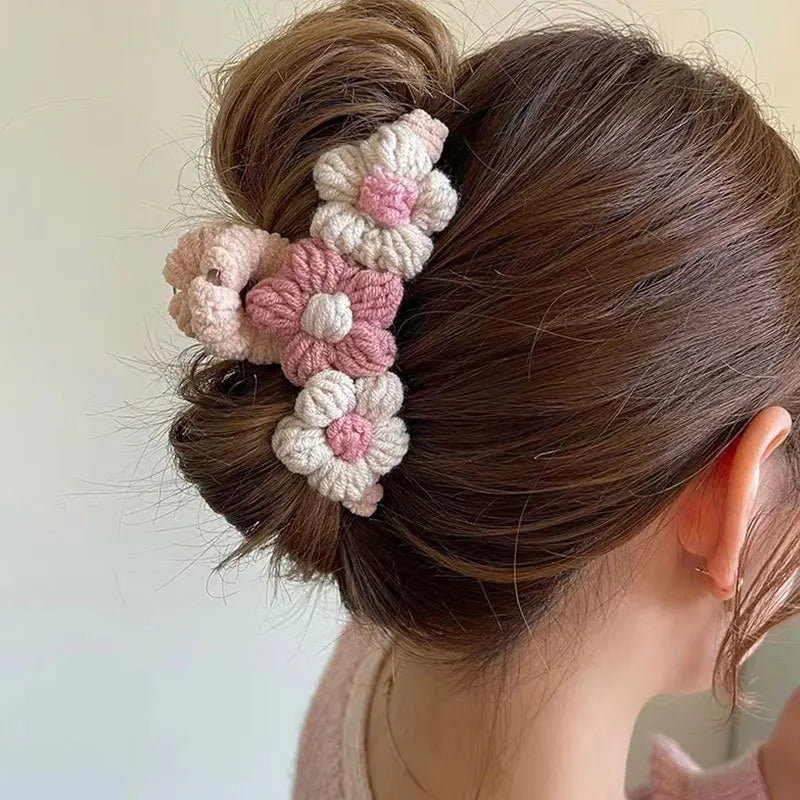 Autumn Wool Large Shark Hair Claw  Ins Temperament Hair Accessories Handmade Flower Hair Claw Garra De Cabelo