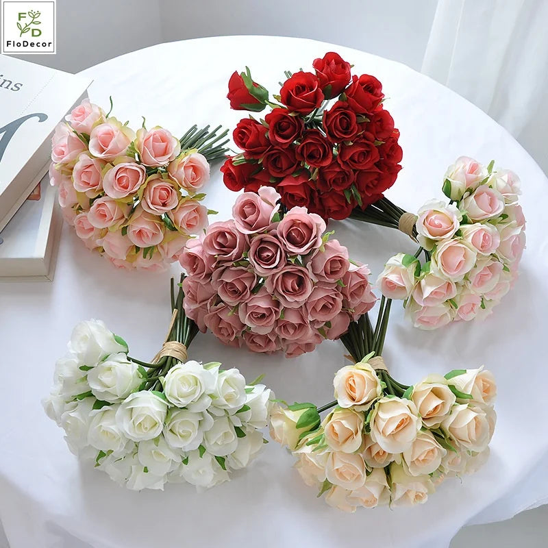 Wholesale Artificial 22 Heads Silk Rose Buds Bundles White Rose Bouquet Popular for Home Wedding Party Festival Decoration
