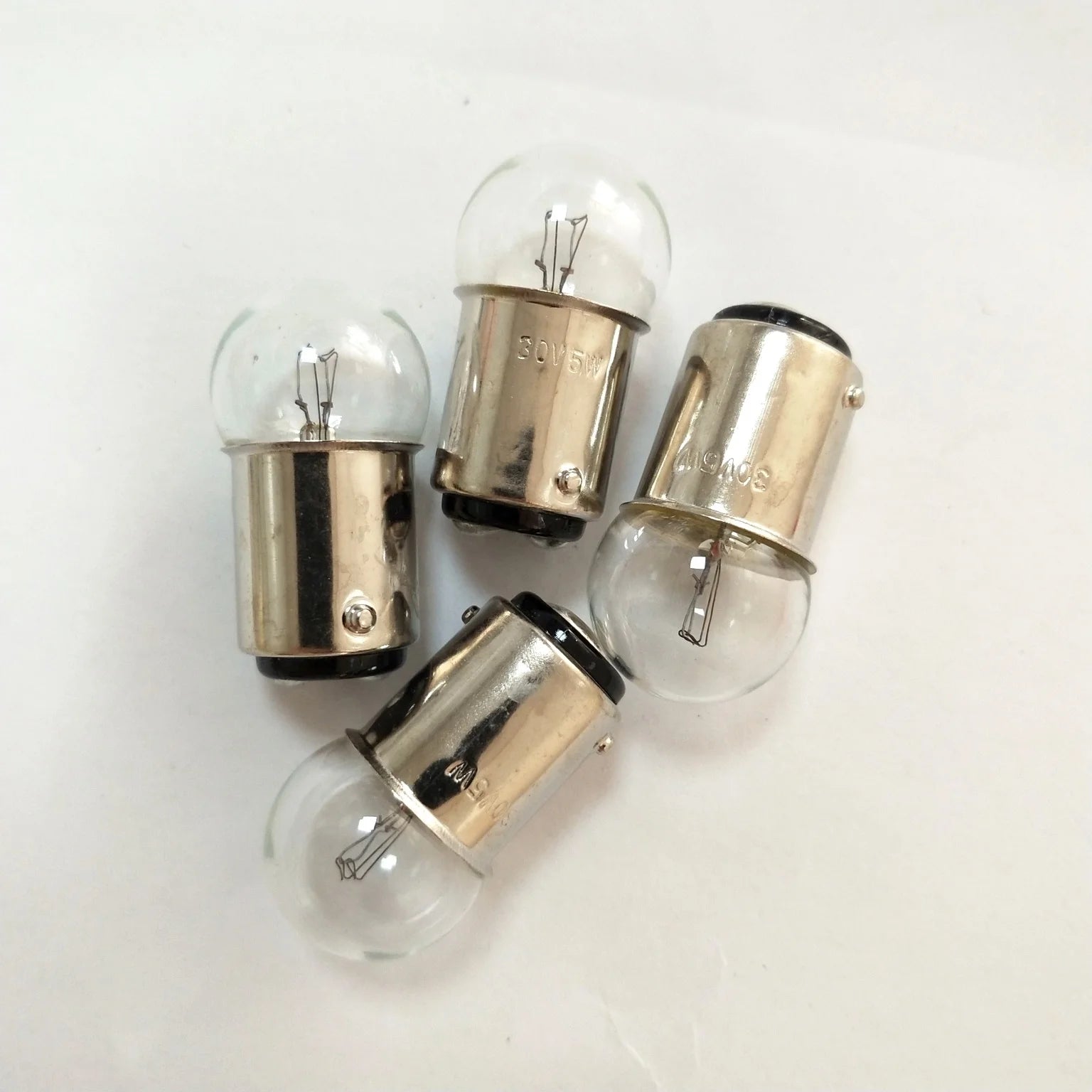 G18 Ba15s Tail/Stop/Turn/Flasher Bulb for Automotive and Motorcycle