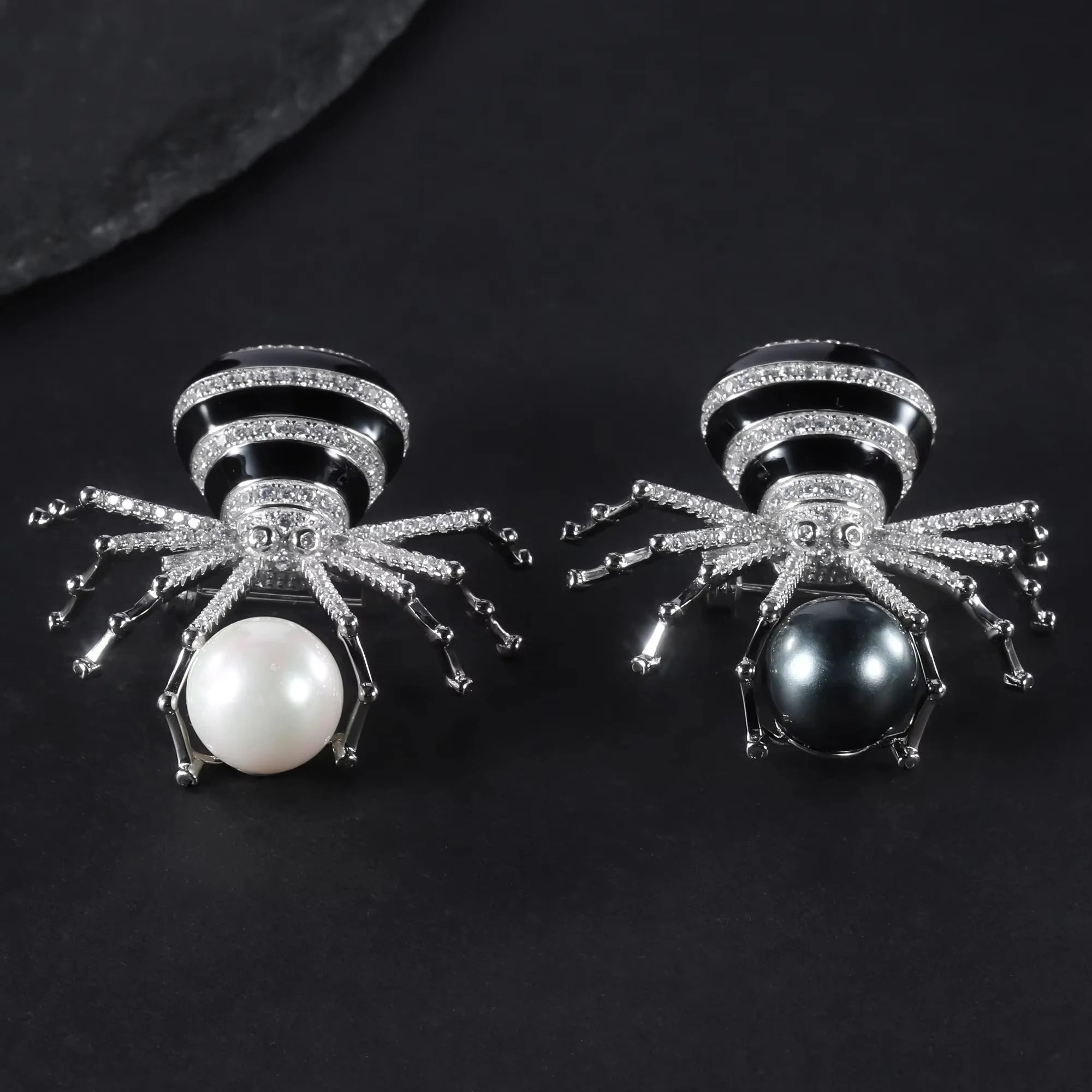 Abiding Exquisite Round 12MM Shell Pearl Araneid Shape Brooch S925 Silver Spider Brooch Pin with Cubic Zirconia for Daily Use