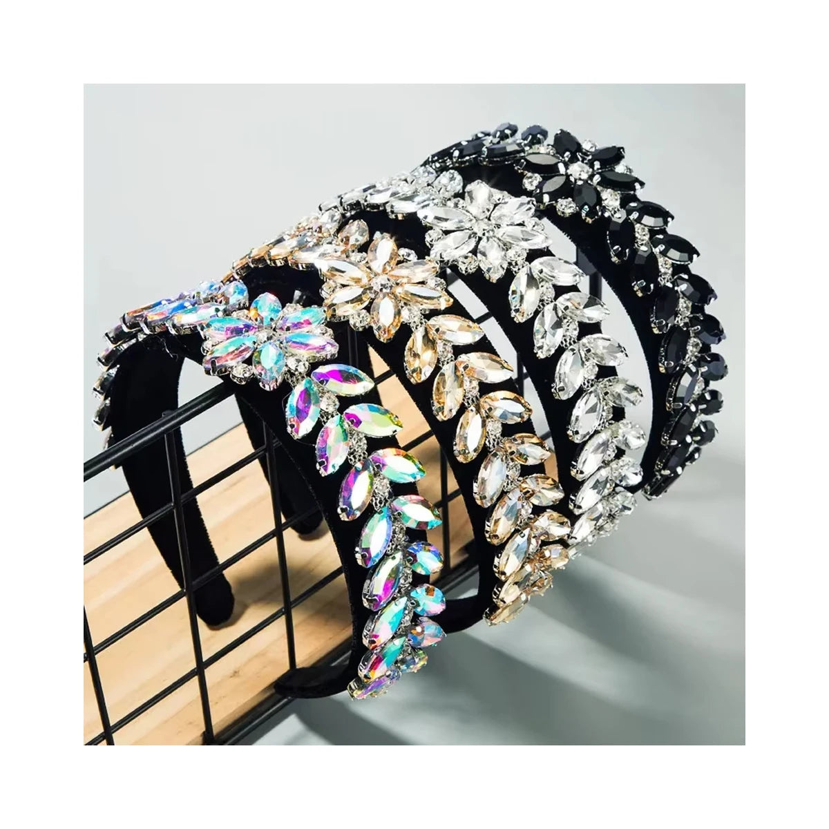 Wholesale Luxury Ladies Baroque Crystal Headband Leaf Flower Velvet Wide-edge Rhinestone Headband Women Hair Accessories