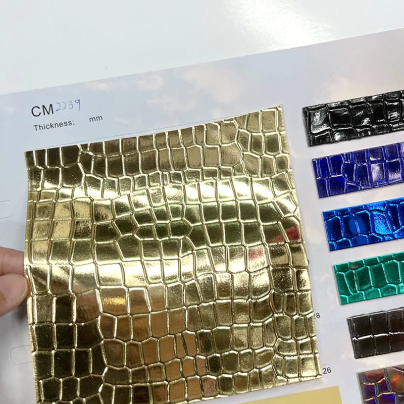 Pu Synthetic Leather with Hologram crocodile Skin for Bag Use and Shoes Upholstery