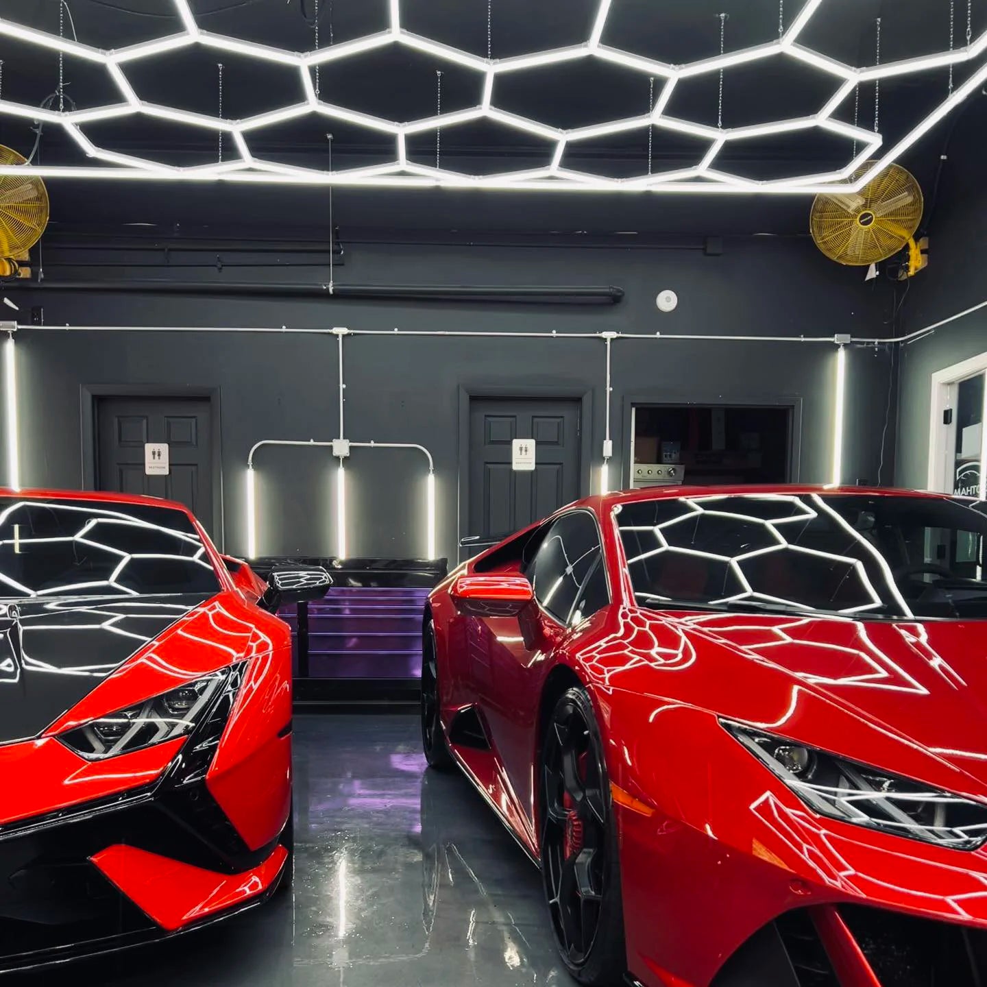High Brightness Hexagonal LED Garage Light for Car Workshop with Detailing Function  LED Work Light