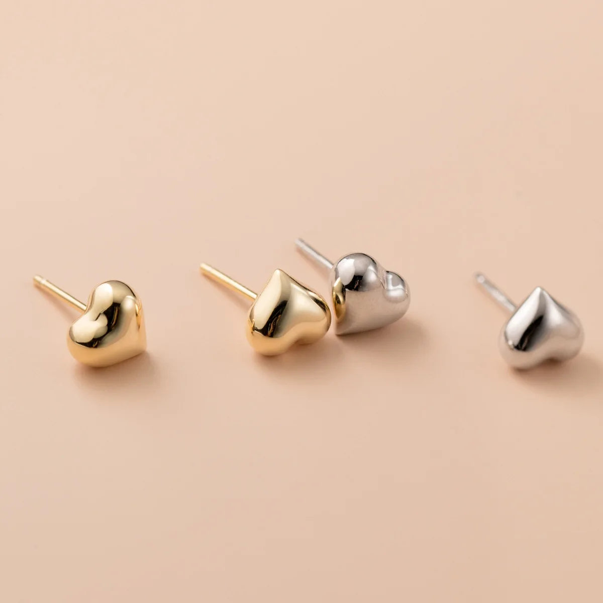 Wholesale 925 Silver Earrings Women 18K Gold Plated Minimalist Sterling Silver Small Heart Stud Earrings Jewelry Women