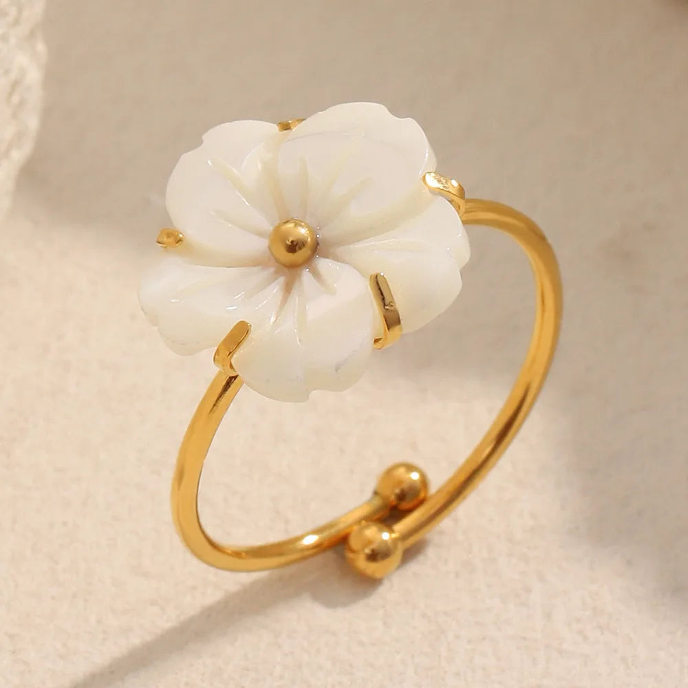 Exquisite Niche Elegant 18K Gold Plated Waterproof White Shell Flower Stainless Steel Thin Open Ring