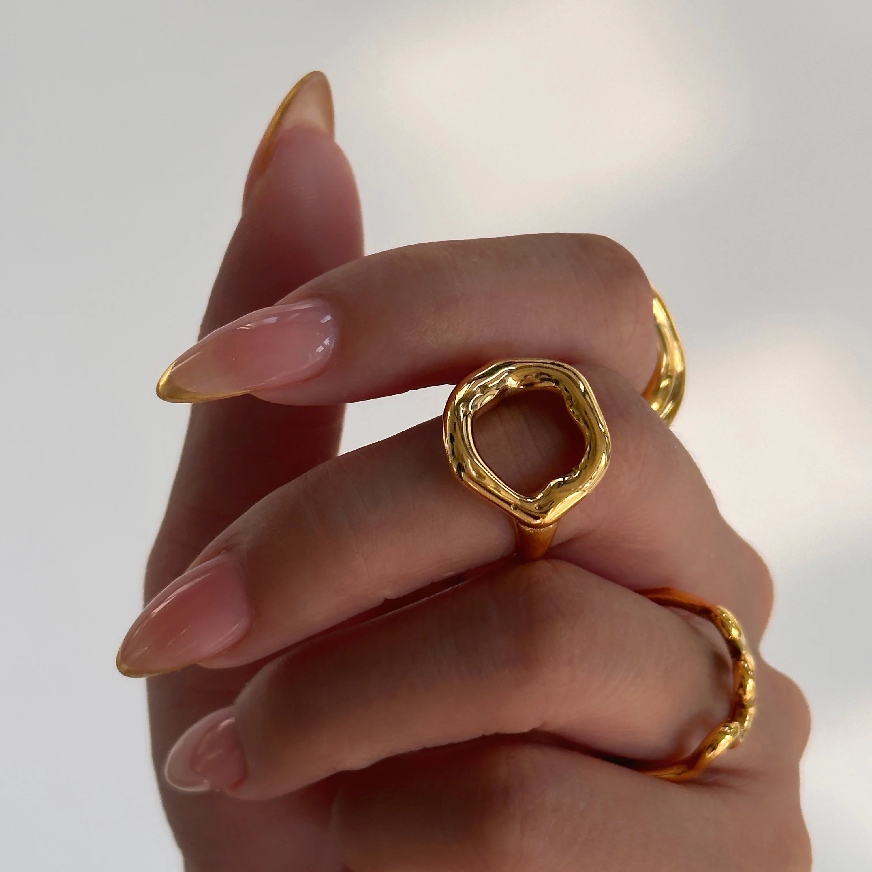 Dazan HOT Autumn Winter New Ins Trendy 18k Pvd Gold Plated Stainless Steel Polished Slim Deconstructed Ring for Party Women