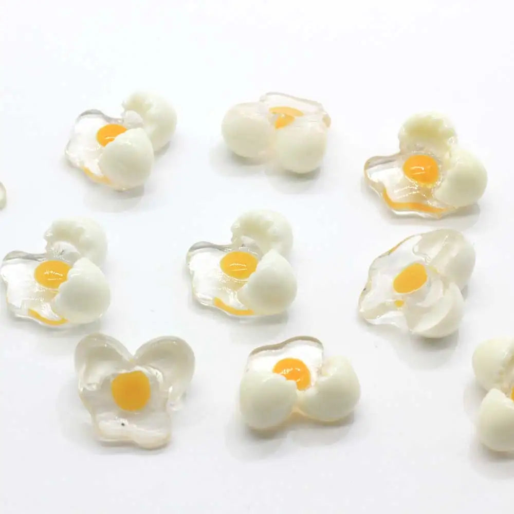 Hotsale 100Pcs Flat Back Resin Kawaii Broken Egg Cabochon DIY Fried Eggs Artificial Miniature Toys