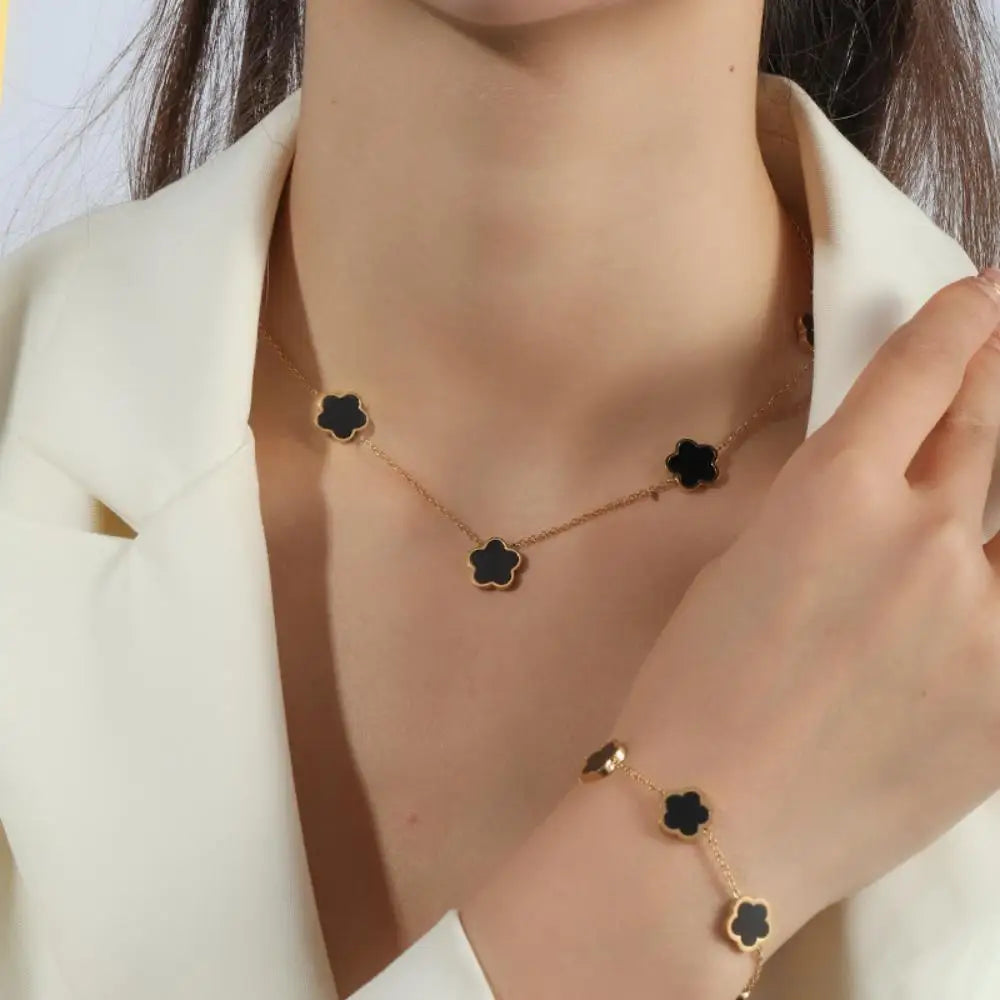 2pc Real 18k Gold Plated Black Enamel Flower Bracelet Necklace Set Stainless Steel White Shell Clovers Five Leaf Flower Necklace