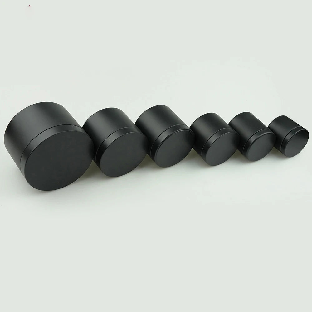 Direct From Factory Round Tin Metal Aromatherapy Candle Jar with Dedicated Belt Cover for Cosmetics and Perfumes