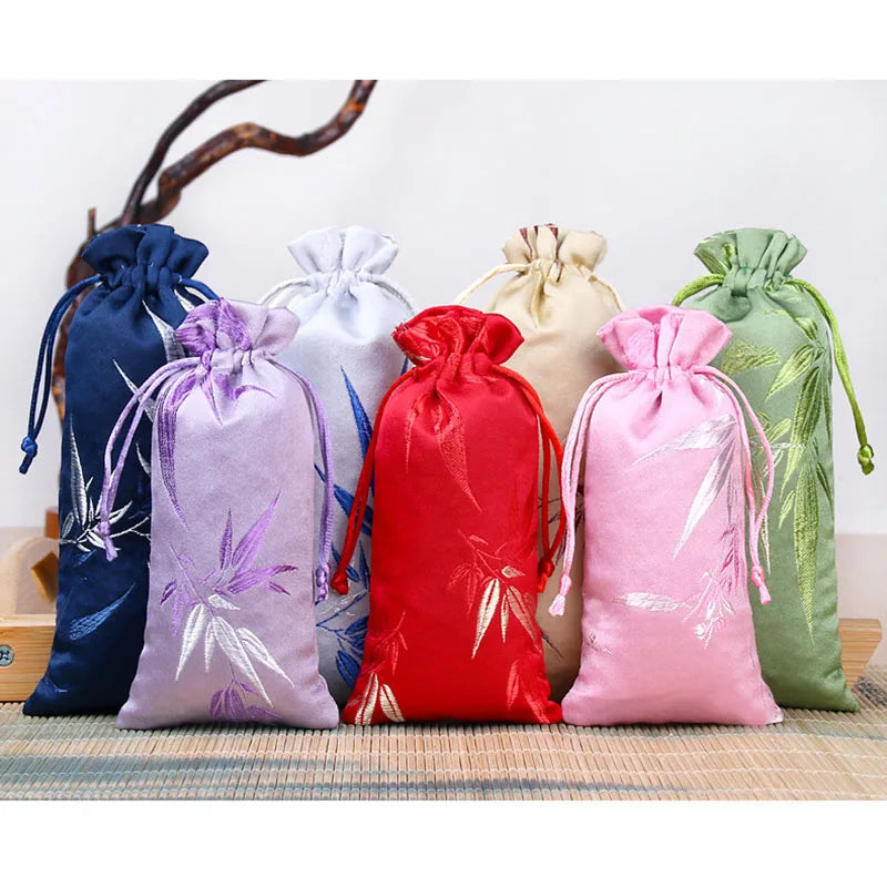 Wholesale Supply of High-Grade Thickened Brocade Comb Cloth Bags Horn Combs Wooden Comb Bags and Drawstring Pouches