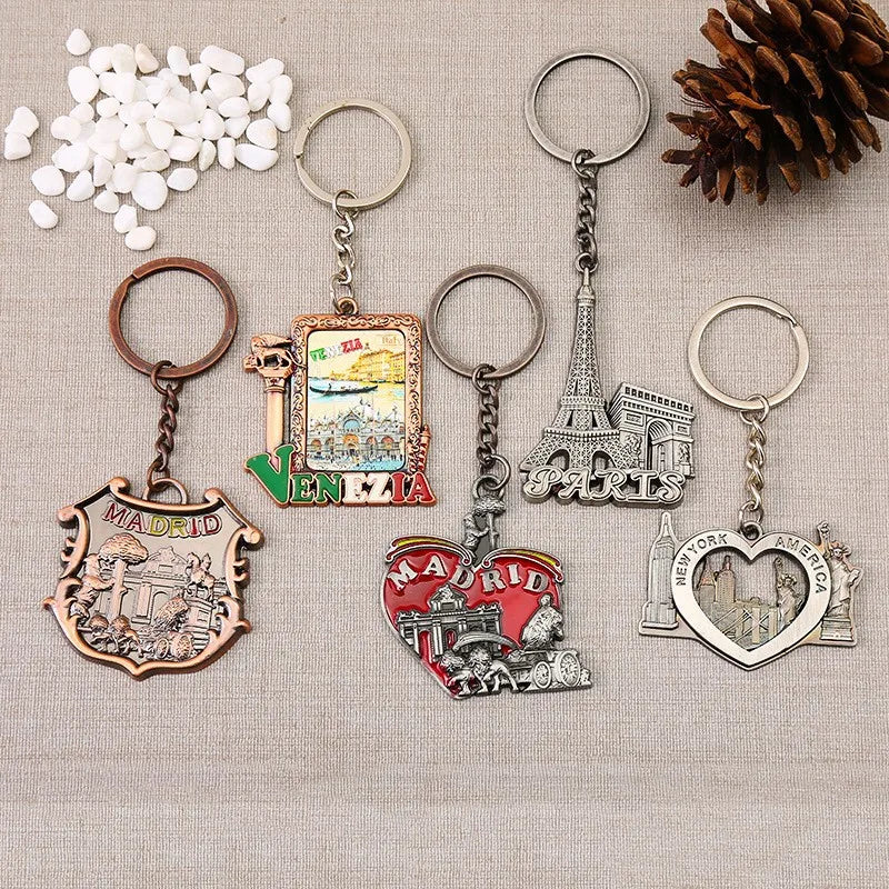World Attractions Metal Key Chain Rome Dubai Paris Venezia Madrid Foreign City Tour Souvenir Metal Crafts Keychains