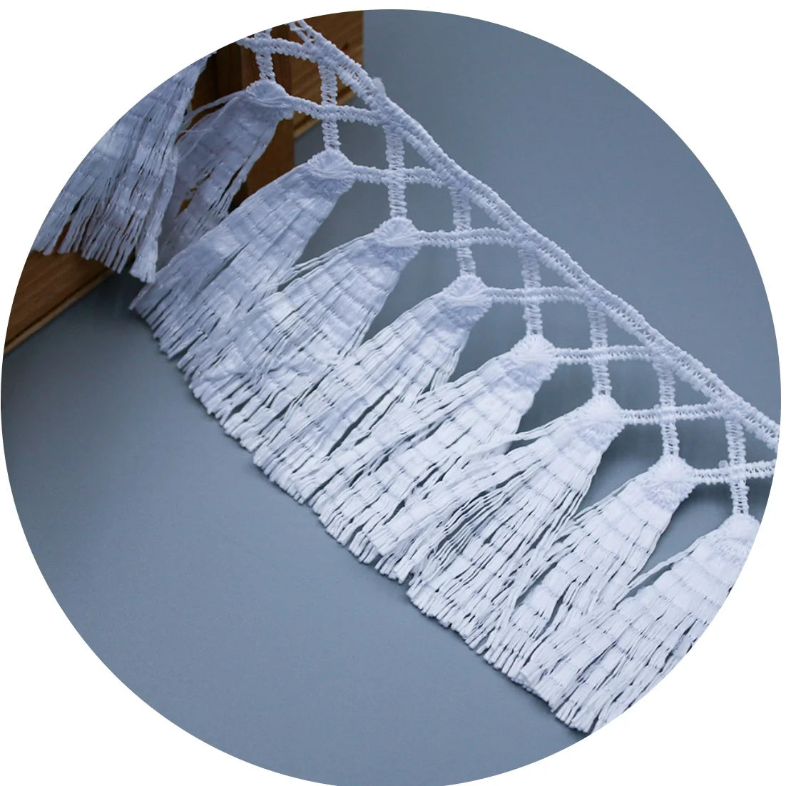 New Desig 100% Polyester Crochet Tassel Trim for Curtain Decoration