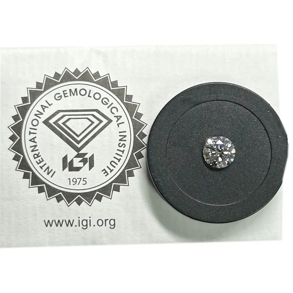 Lab Grown 1 Carat to 6 Carat D VS1  CVD Round Diamond with IGI Certificate