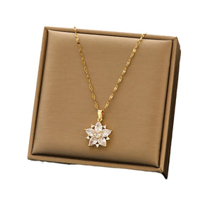 2024 New Style Necklace Temperament Clavicle Chain Niche High-grade Pendant