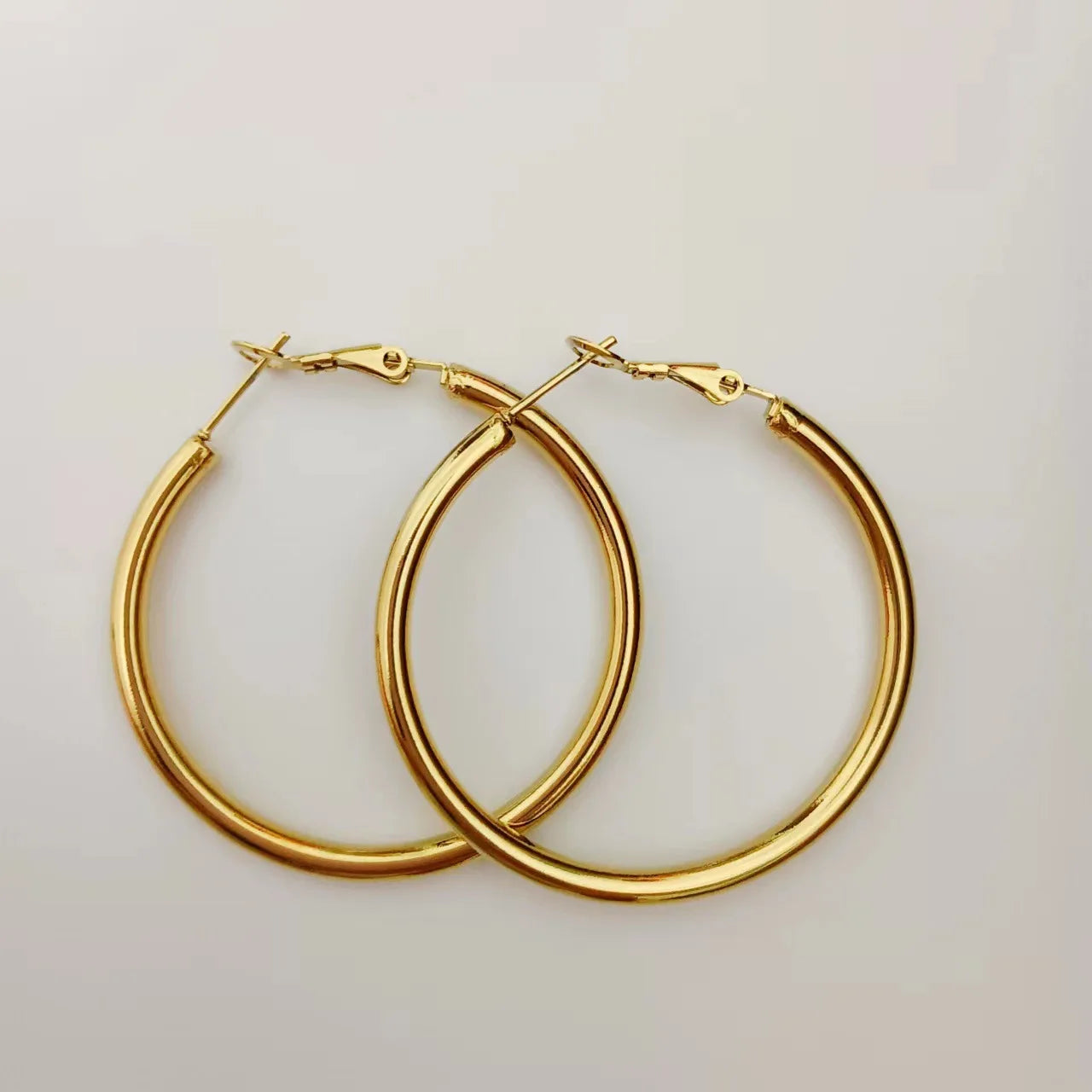 2022 New Personality Hollow Stainless Steel Circle Thick Thin Hoop Earrings