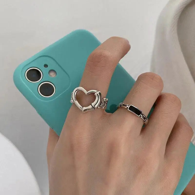 European and American Minimalist Hollow Heart Black Sawtooth Ring - Ins Hip-Hop Minimalist Trend Open Statement Finger Ring